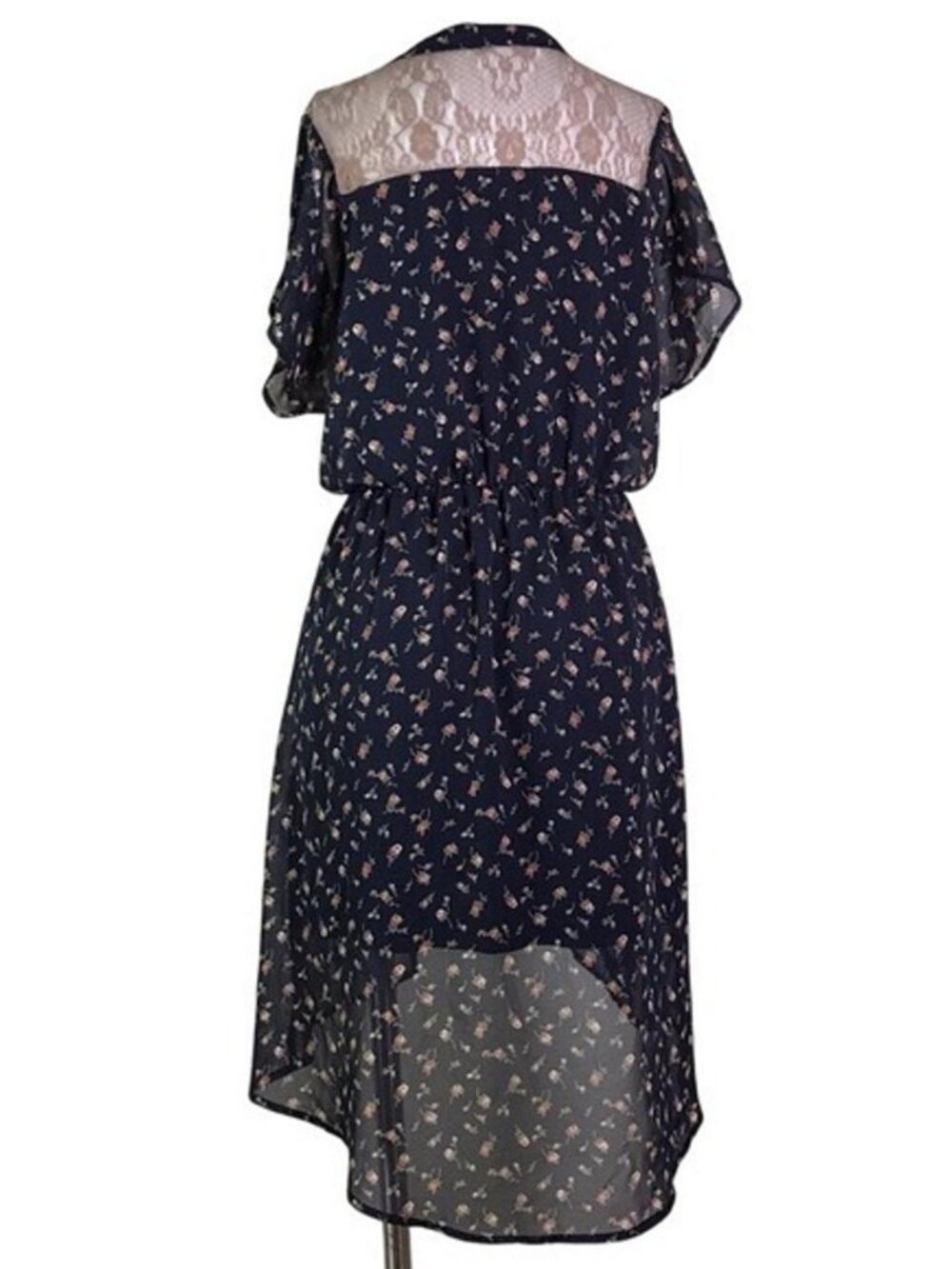BLUE FLORAL SHORT SLEEVE